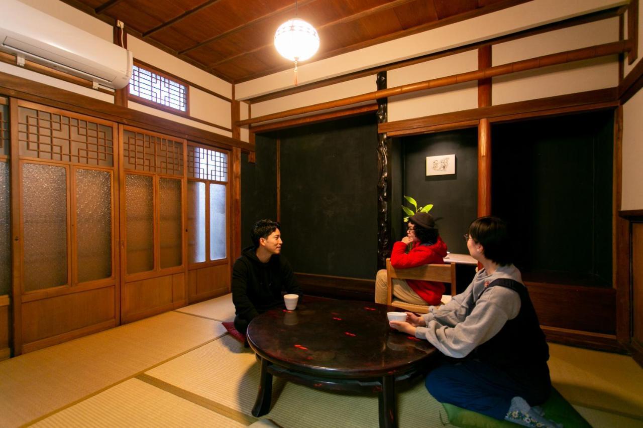 Mojiko Guest House Porto Китакюсю Экстерьер фото